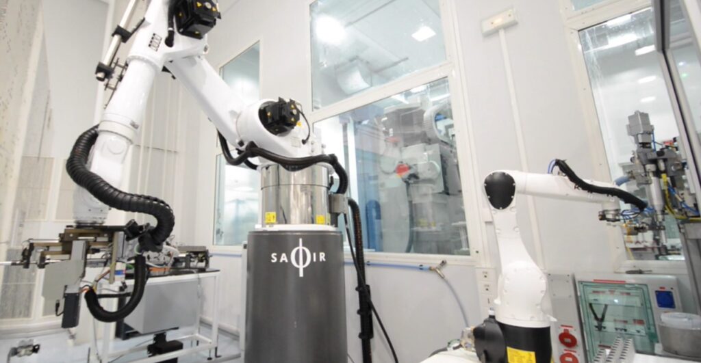 Robot space industry for high accuracy operation
